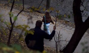 Stalking: Saiba O Que É E Como Se Proteger