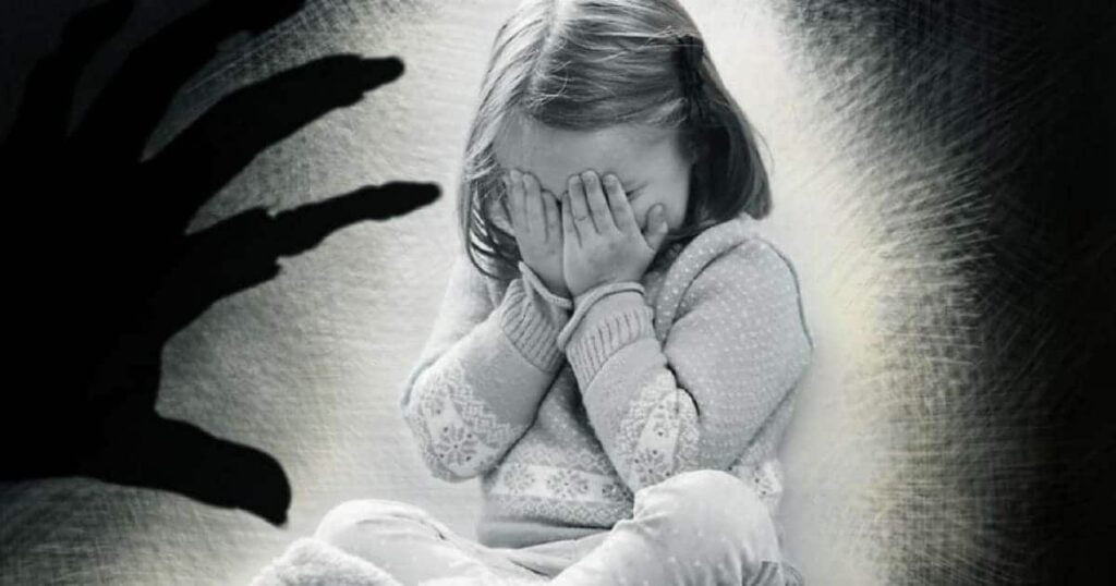 Maus-Tratos-A-Crianças